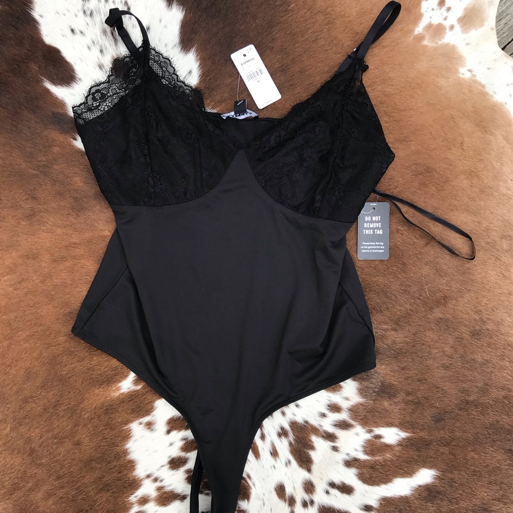 NWT Express Lace Trim Bodysuit Sz M - Picture 4 of 7